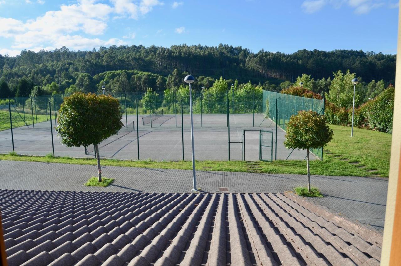 Precioso Adosado En Urbanizacion Con Campo De Golf Villa Mino Bagian luar foto